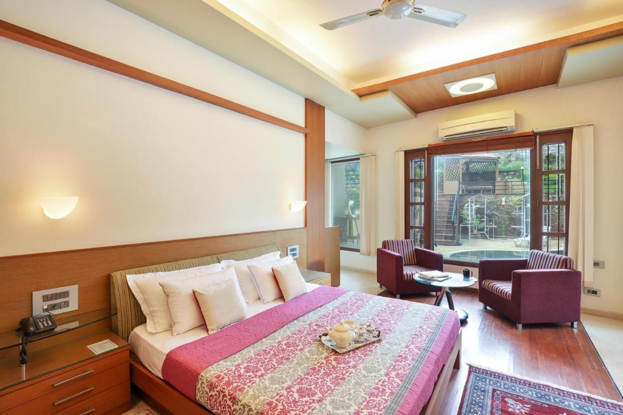 Stayvista'S Prakriti Farms With Outdoor Pool, Complimentary Breakfast And Hi-Tea Udaipur Kültér fotó